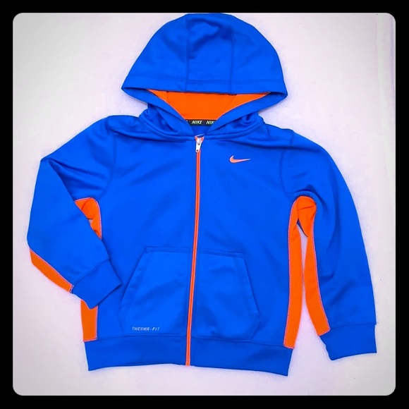boys nike sweatshirt